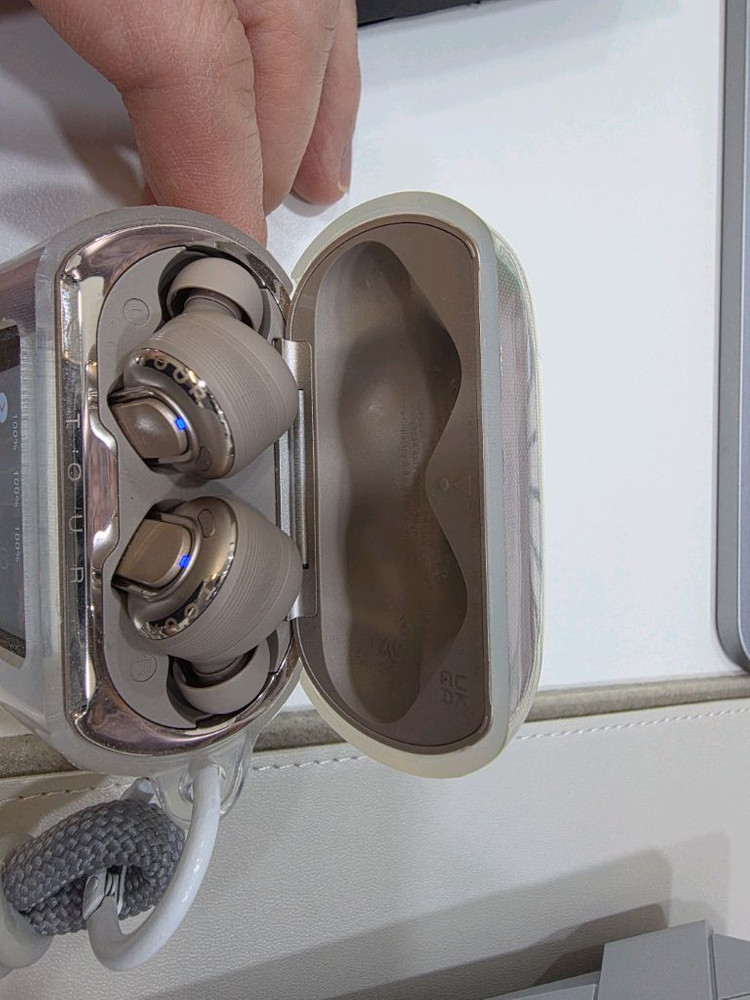 Jbl tour pro3 라떼색상 S급--3