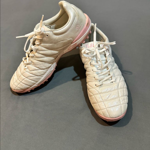 아슬레타 A005 풋살화 이미지