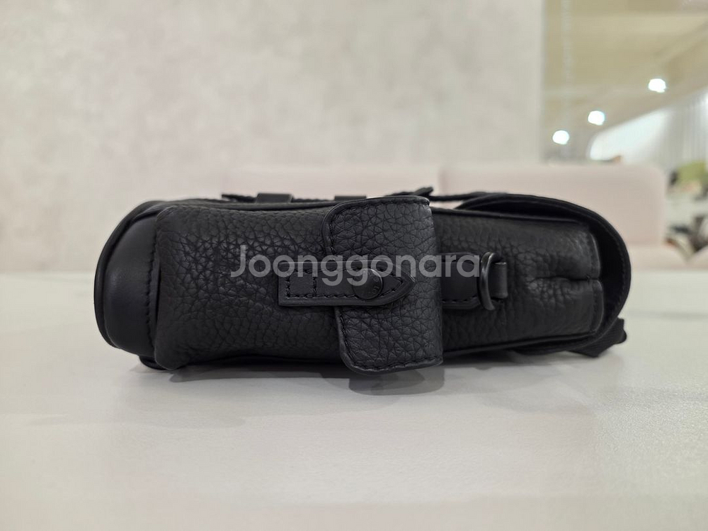 루이비통 M83164 나노 크리스토퍼 미니 크로스백--8