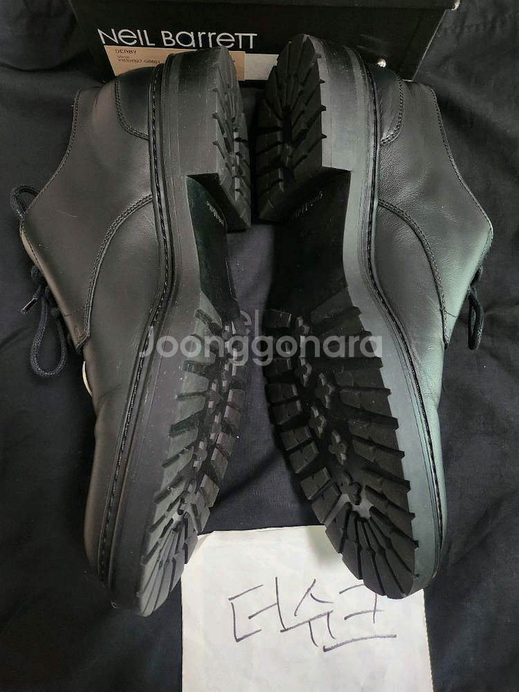 닐바렛 피어싱 더비 42사이즈 블랙 (2회착용중고)--1