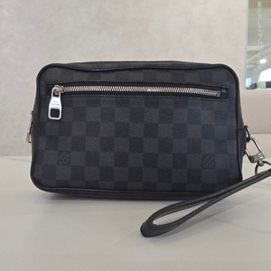 루이비통 N41664 다미에 그라파이트 캔버스 카사이 클러치