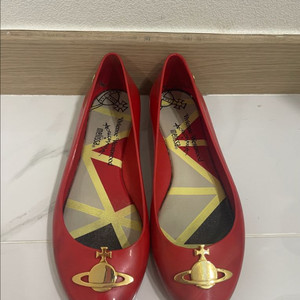 비비안 웨스트우드 멜리사 발레 플랫 슈즈팝니다