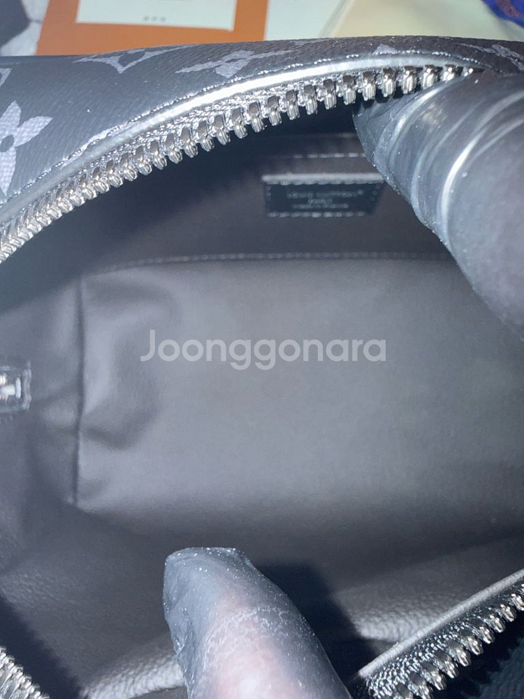 {미사용/새상품/백화점판 루이비통 이클립스 락커 돕키트--9