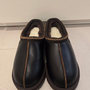 UGG 어그 타스만 레더 아이언우드 280