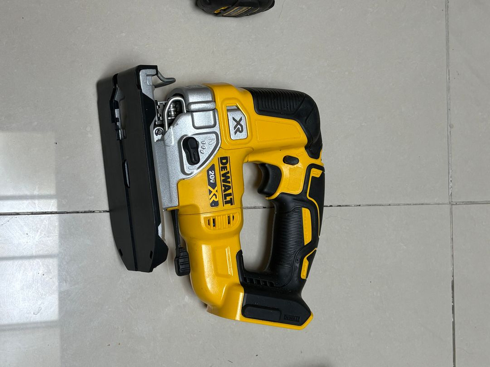 디월트 드릴 직쏘 멀티커터 그라인더 컷소 이미지