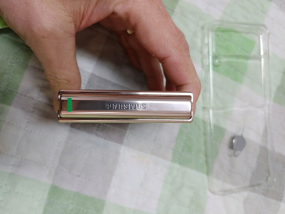 S급 ㅡ 갤럭시 Z플립4 256GB ㅡ 개통일 보세요~~--6