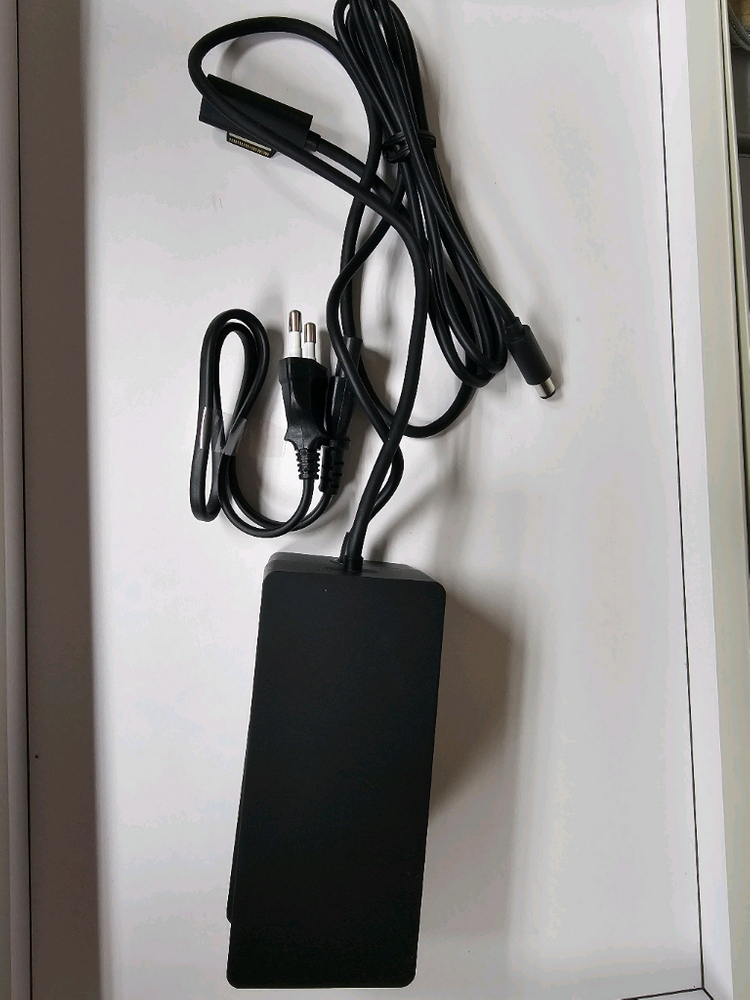 surfacepro Dock 1--2