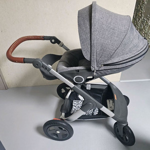 스토케 유모차 이미지