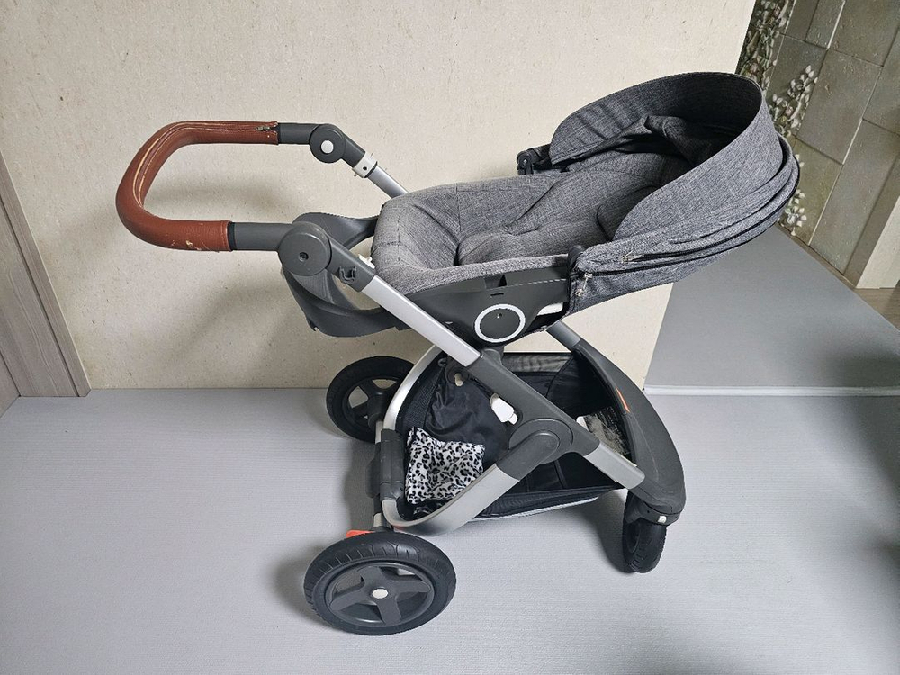 스토케 유모차 이미지