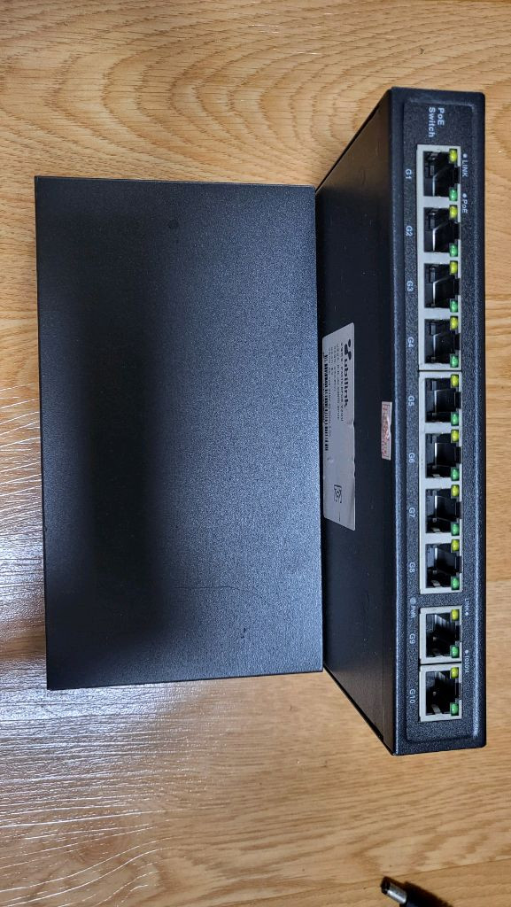 TP-Link TL-SG105E 스위치--1