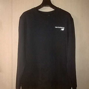 뉴발란스 클래식코어 플리스 스웨트 맨투맨/2023최신상/105/새제품급/택배비포함
