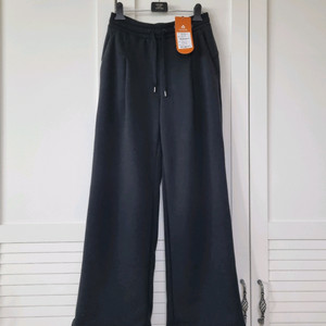 (택달린새상품)안다르 마일드무스 플리스와이드팬츠. S사이즈. 롱타입.블랙