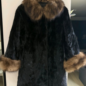 진도모피 휘메일 풀스킨 블랙 폭스퍼트리밍 밍크 새상품급(착샷있음)