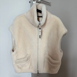 에코밍크퍼 프라다 조끼