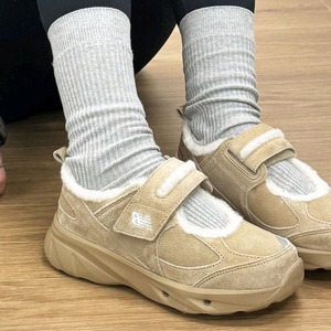 정품 새상품 뉴발란스 윈터 브리즈 250 정가이하!