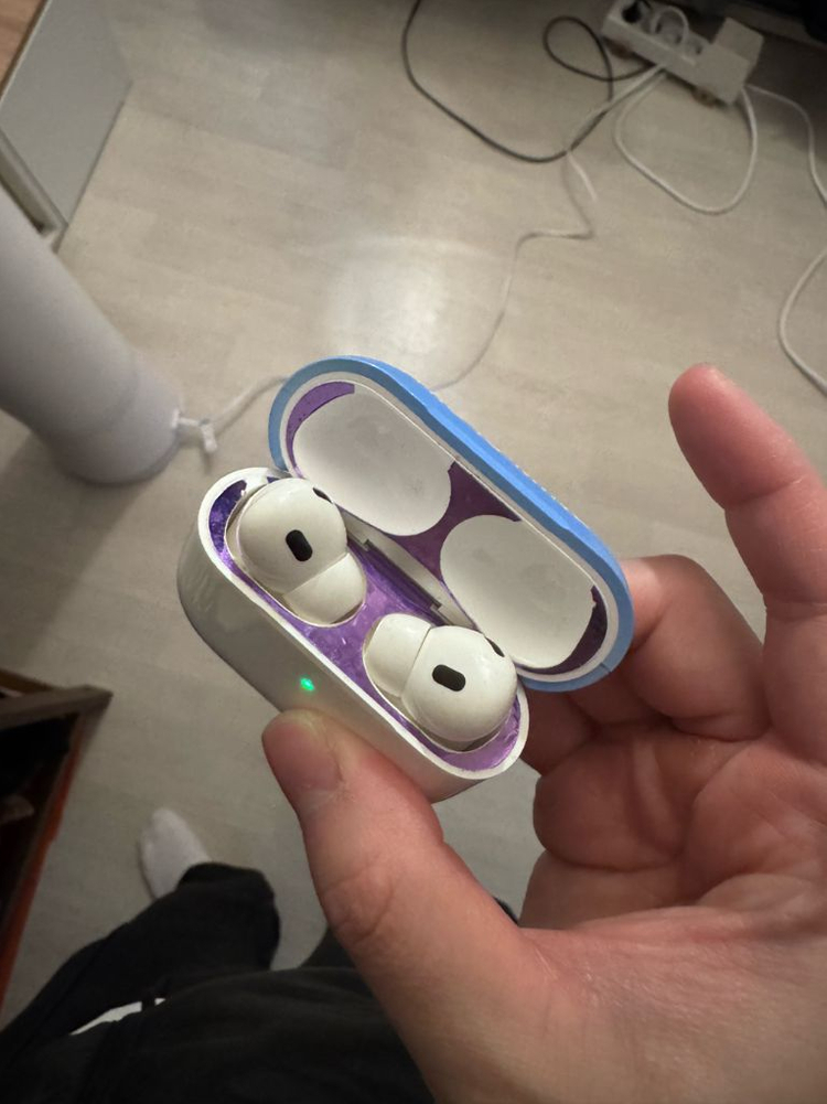 에어팟 프로 2세대 8핀 이미지