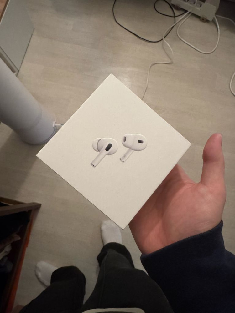 에어팟 프로 2세대 8핀 이미지