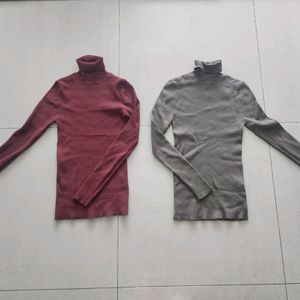 탑텐우먼 90사이즈 겨울 니트상의2개 팔아요