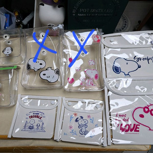 새상품)스누피 PVC투명 캐릭터 파우치