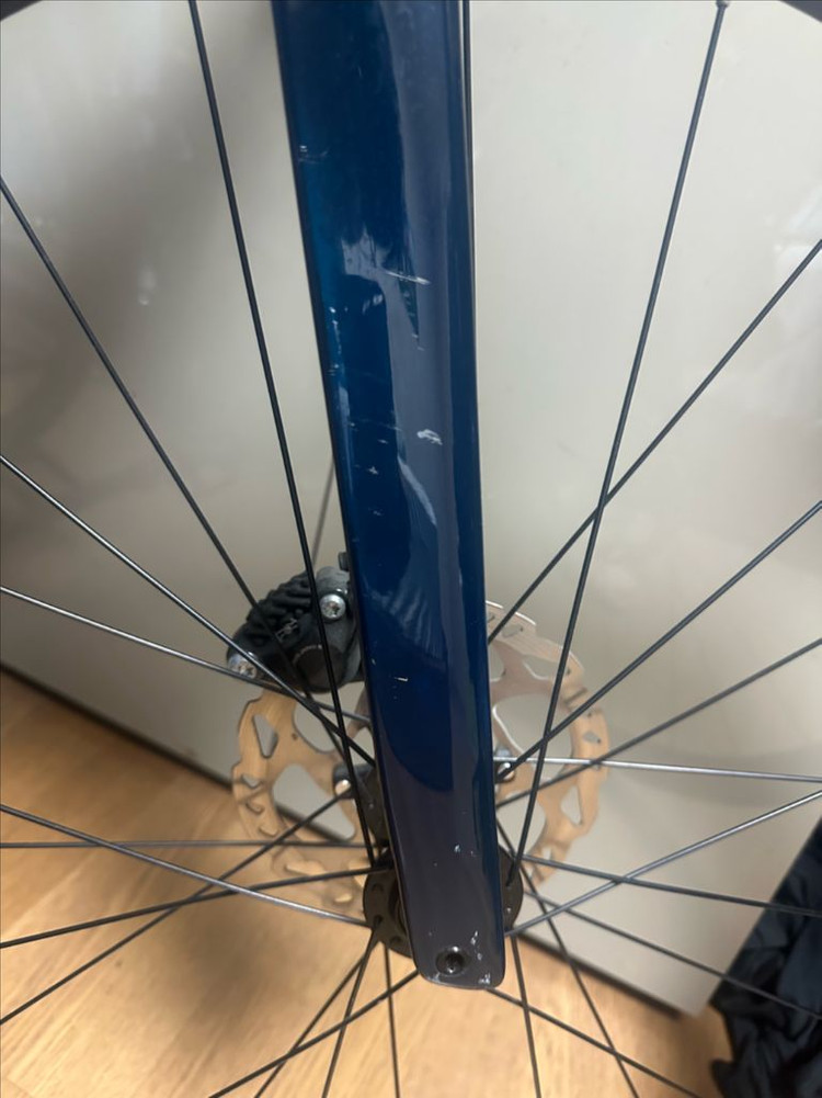 트렉 에몬다 SL5 로드바이크 이미지