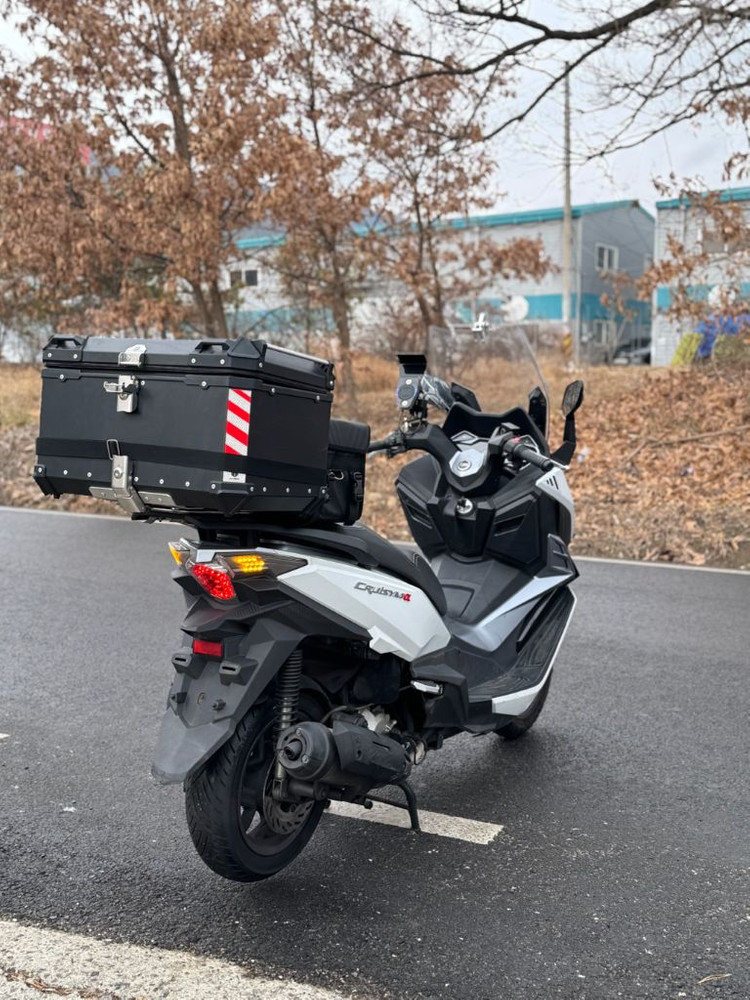 SYM 크루심125알파--6