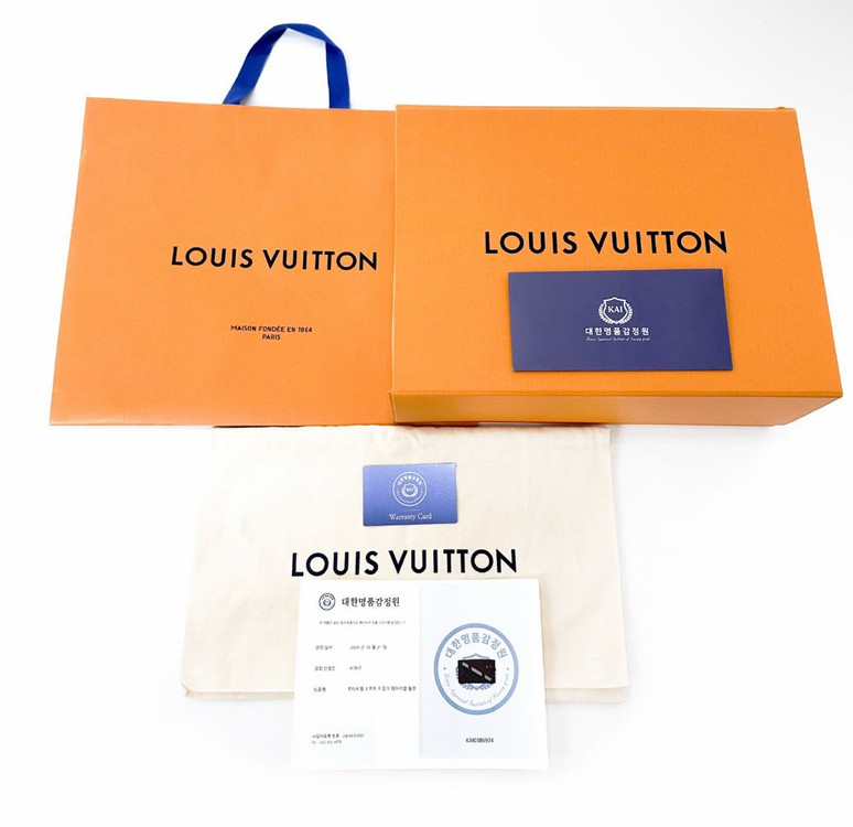 루이비통 소프트 트렁크 모노그램 웨어러블 월릿 크로스백 M81246--9