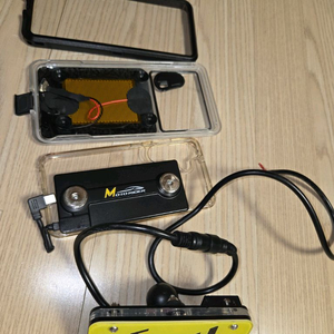 오토바이 자석충전거치대보그, 핸드폰방수케이스 및자석케이스s25팝니다 이미지