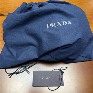 프라다 블랙 볼캡 M 사이즈(새상품)