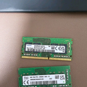 삼성/하이닉스 DDR4 8GB x 2 메모리 이미지
