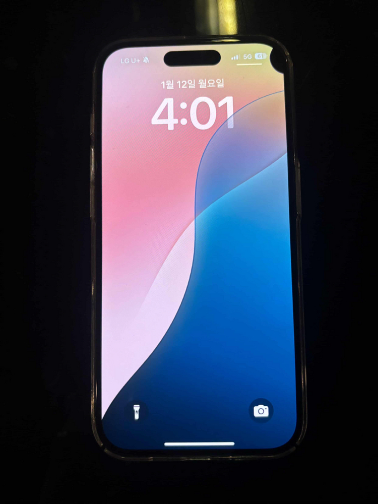 아이폰 15pro 128g 블랙 티타늄 팝니다 이미지