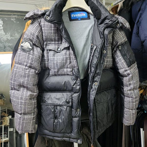 퍼스트룩 체크 패딩 구스다운 M 95. 희귀 디자인. 정말 이쁘고 멋짐.