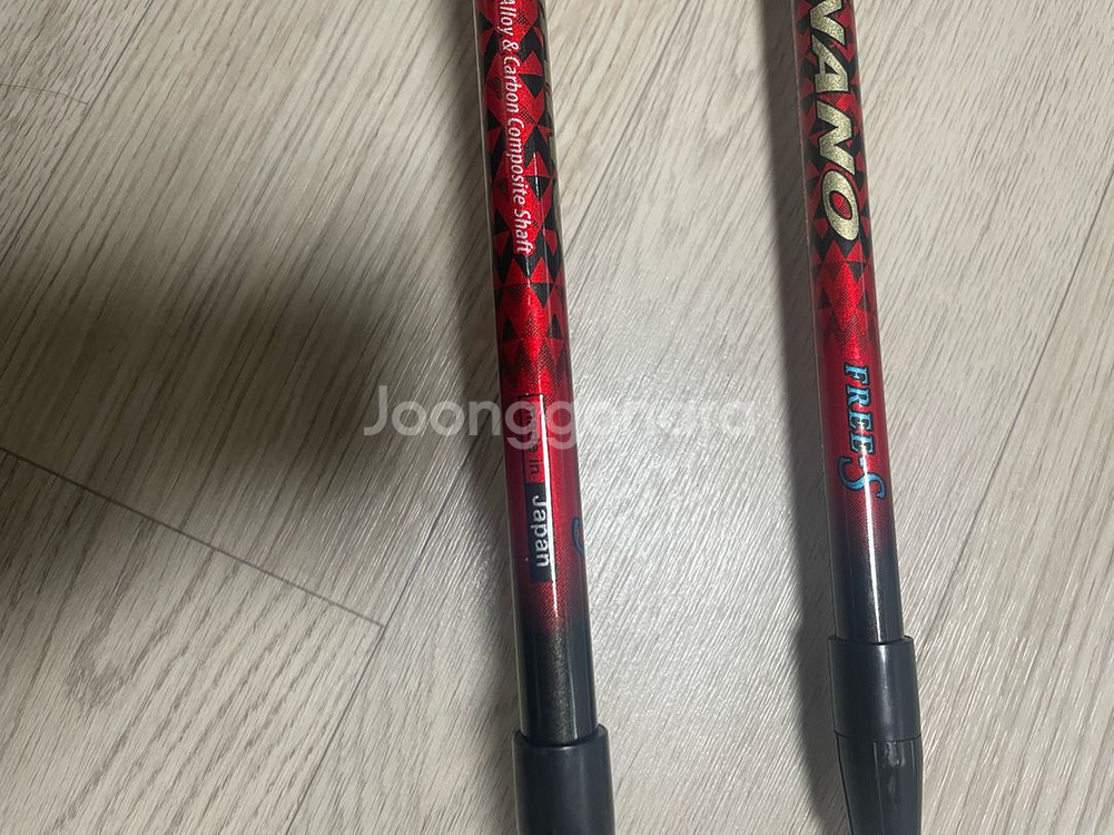 시나노 길이조절 스키 폴 판매합니다--2