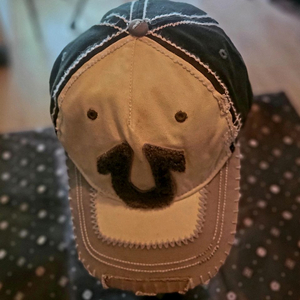 [미사용 새상품] 트루릴리전 모자