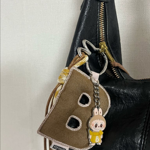 라부부 이니셜 키링