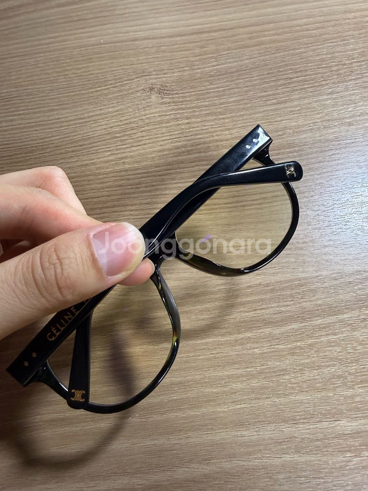셀린느 뿔테안경--7
