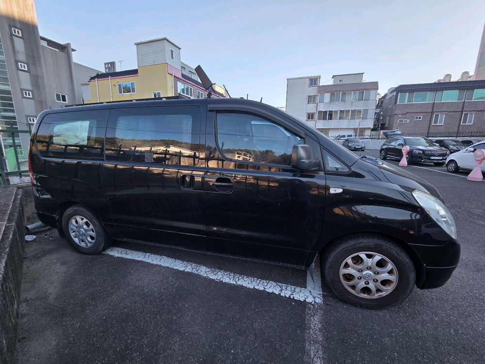 현대 그랜드스타렉스 캠핑카 팝니다 790만--3