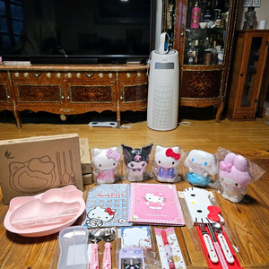 새상품)키티 산리오 굿즈 노트 수저세트 가위 포스트잇 공병 연필꽂이