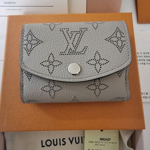 쿨거시 90 [정품/새상품] 루이비통 여성 지갑 판매합니다
