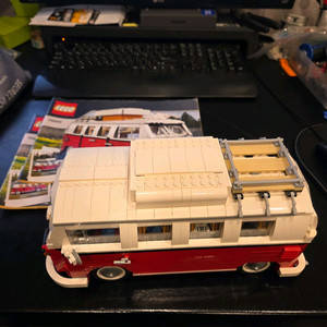 레고 캠퍼밴 10220 폭스바겐 이미지