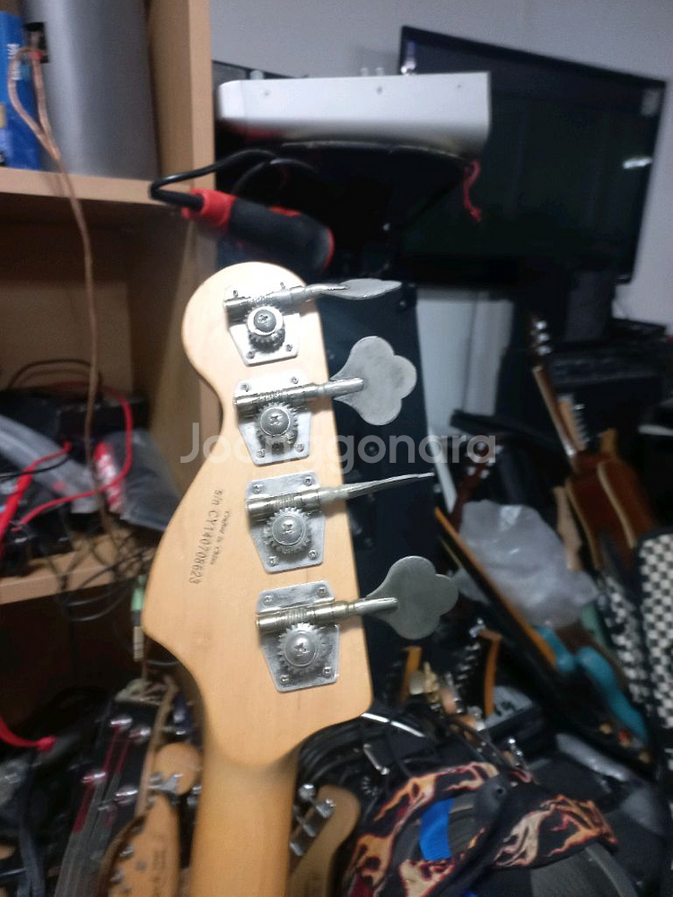 스콰이어 펜더 어피니티 베이스기타--5