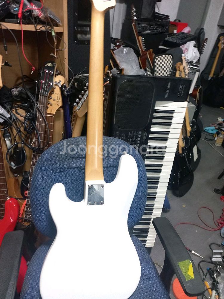 스콰이어 펜더 어피니티 베이스기타--7