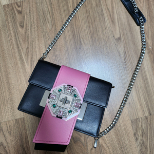 프라다 크로스백 새상품(인보이스O,클러치백)