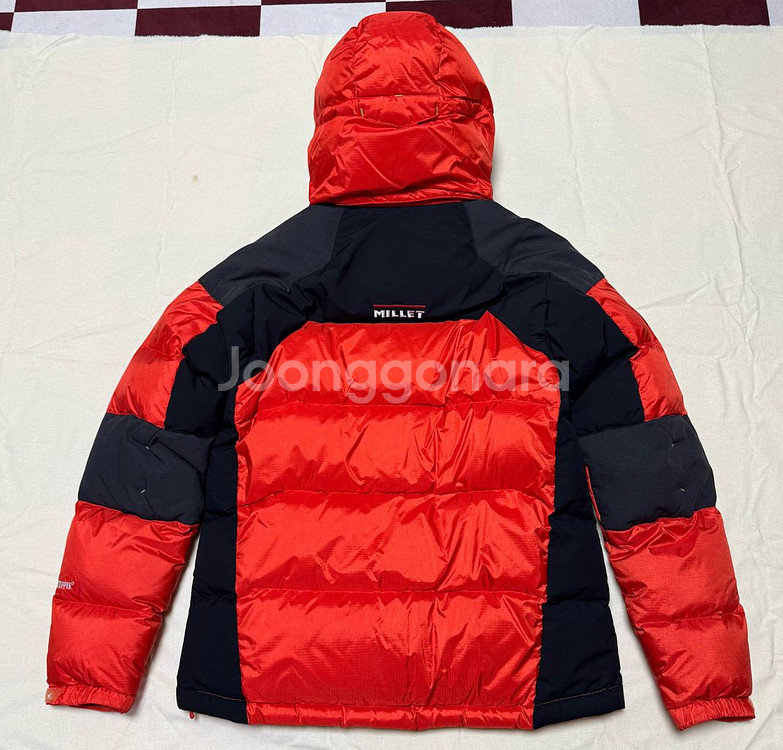 밀레 남성 구스다운 패딩 95사이즈--1