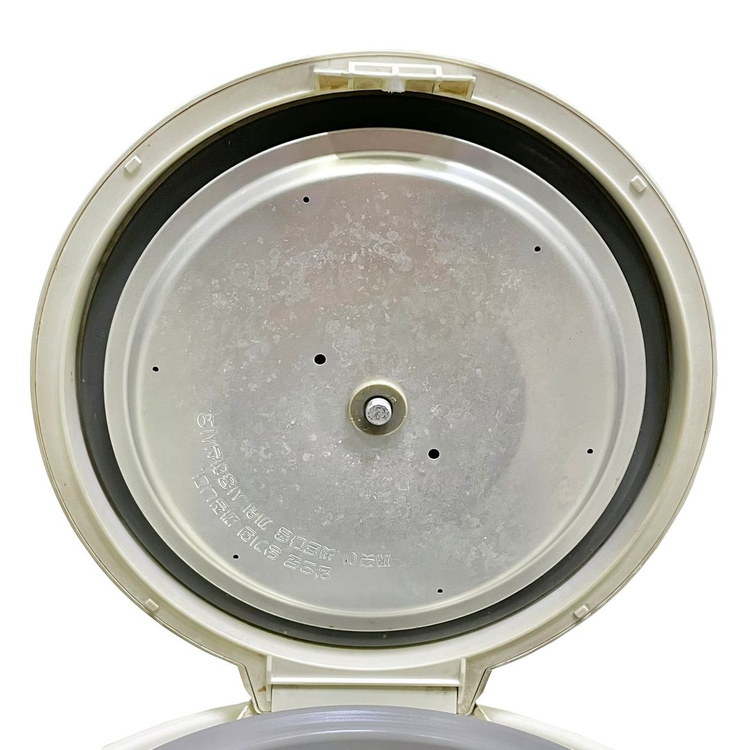 쿠첸 6인용 전기밥솥 WM-0621W 이미지