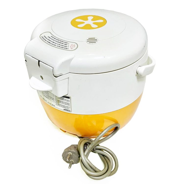 쿠첸 6인용 전기밥솥 WM-0621W 이미지