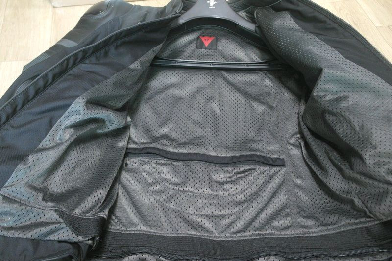 [신형] 다이네즈 레이싱4 가죽 자켓 54호 -타공- 이미지