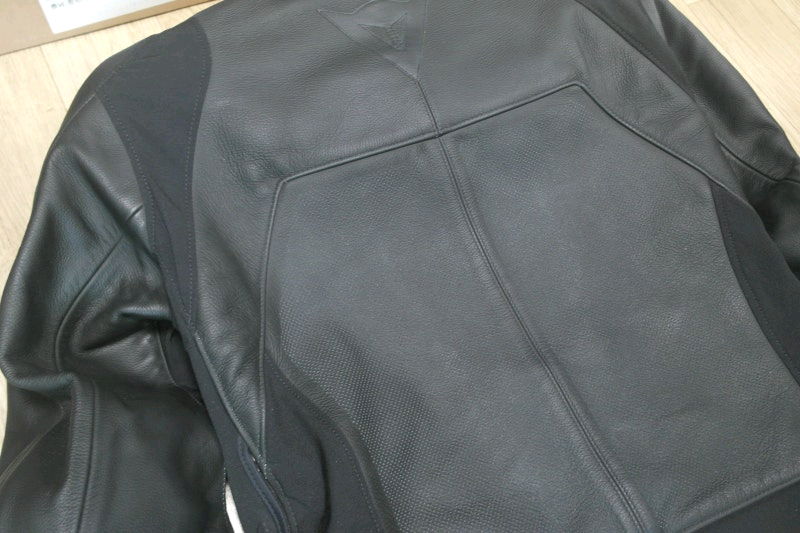 [신형] 다이네즈 레이싱4 가죽 자켓 54호 -타공- 이미지