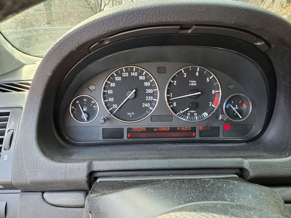 BMW 2004 X5 3.0i SUV Aero Dynamic--9