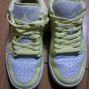 나이키 조던 1 로우 235 5만원