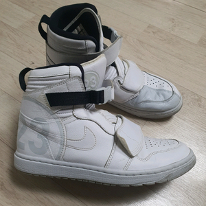 300 나이키 에어 조던 1모토 농구화 운동화 300사이즈 완전좋아요